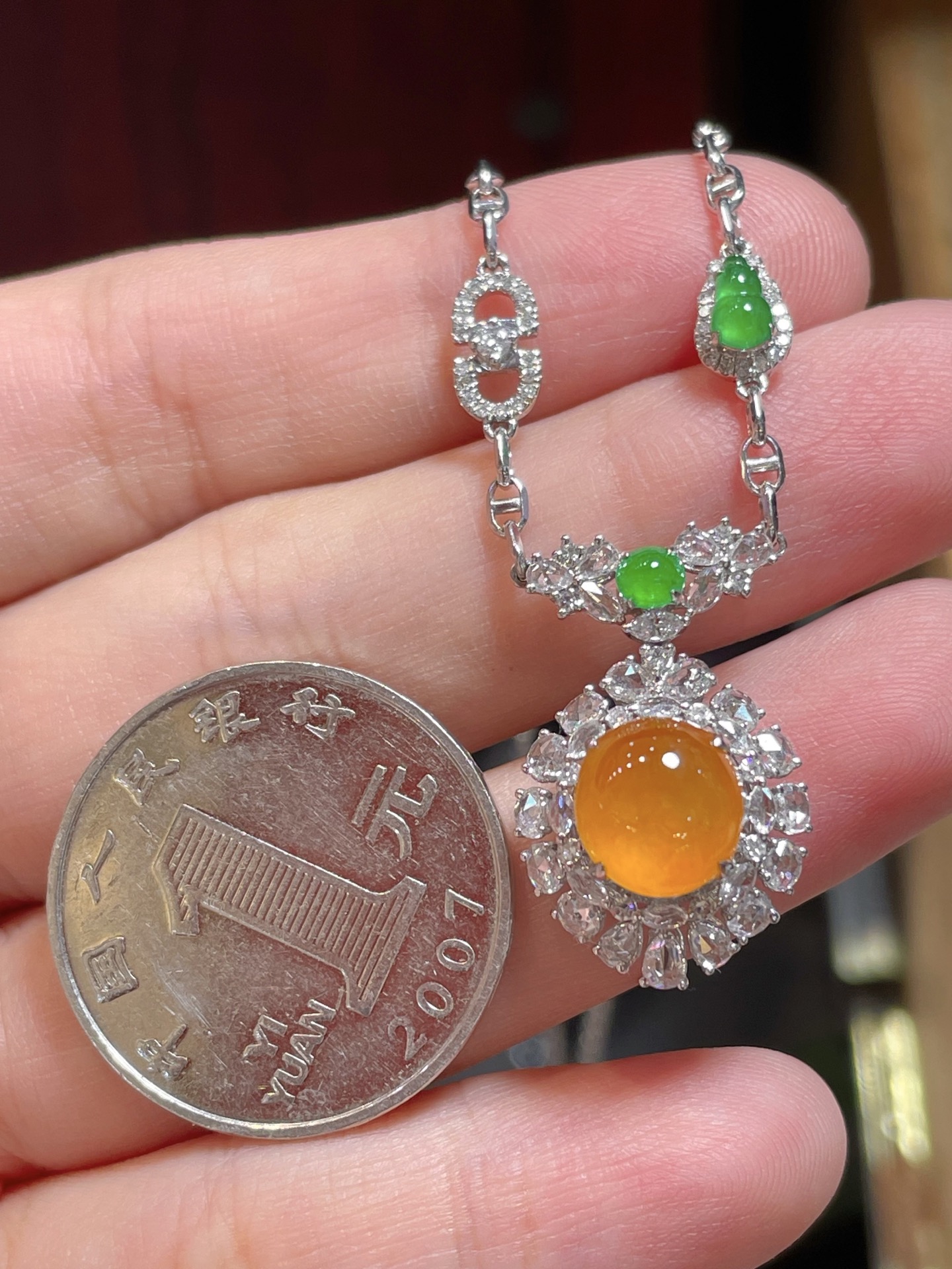 高端货 精品黄翡蛋面吊坠含18k金项链,料子饱满水润，种水,18k金镶嵌，款式时尚，9-8.3-4.6