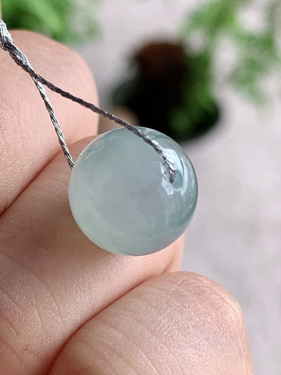 冰飘绿花圆珠子吊坠,性比高,飘花,尺寸12.6,重量2.6克