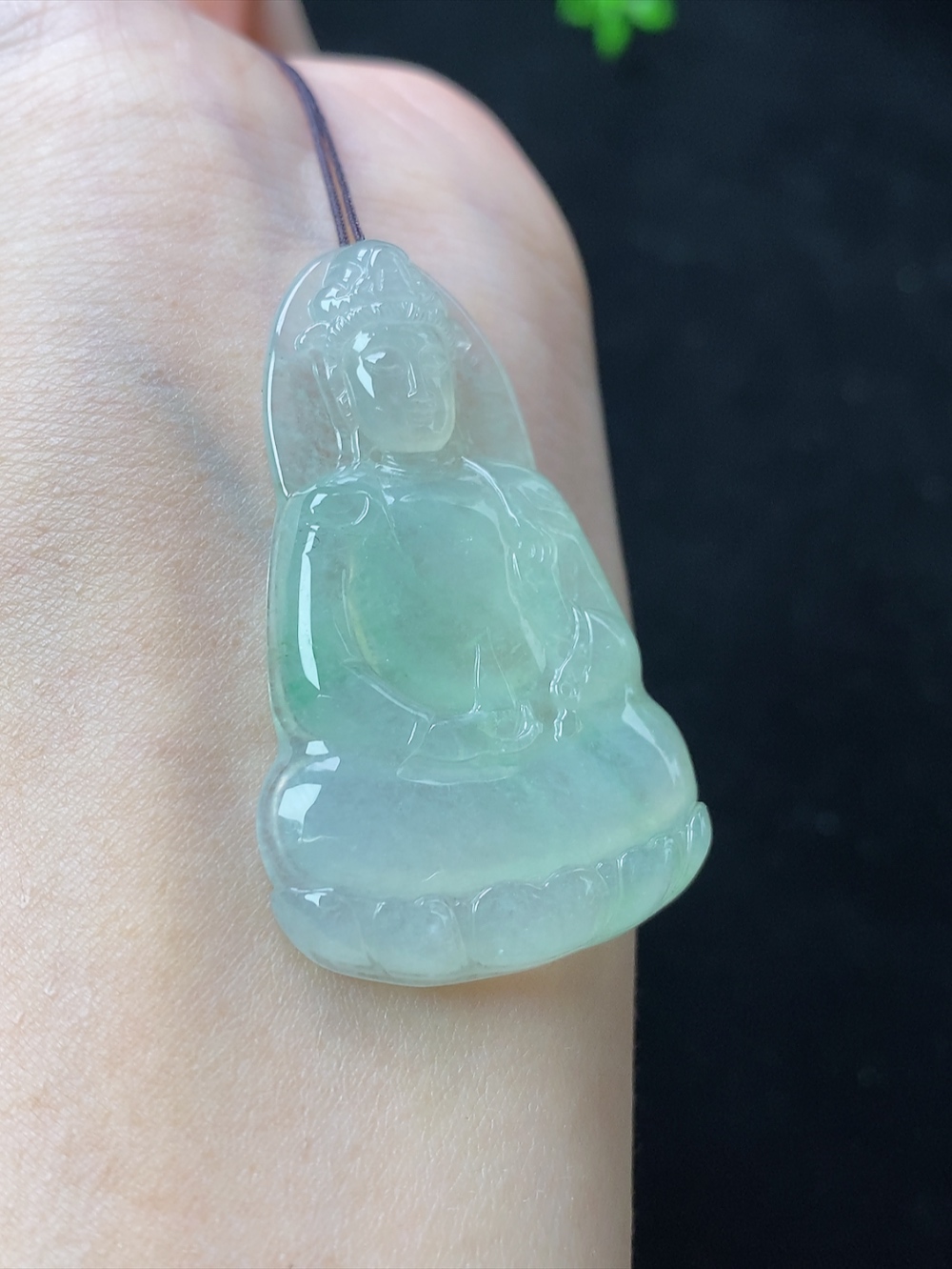 冰种观音，无裂，尺寸44.6-28-4.6mm,D27ryyg