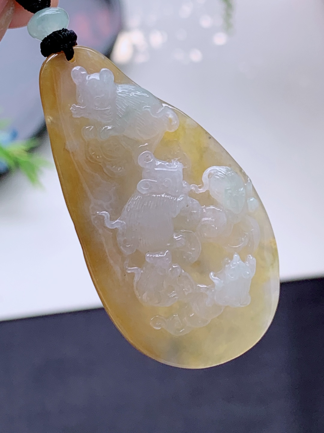 冰黄翡生肖鼠牌吊坠,缅料,性比高,厚装,尺寸56.8-31.5-7.6,重量21.8克