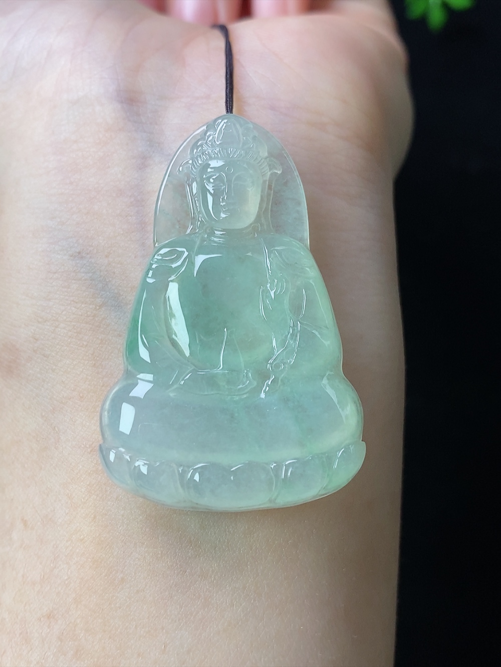 冰种观音，无裂，尺寸44.6-28-4.6mm,D27ryyg