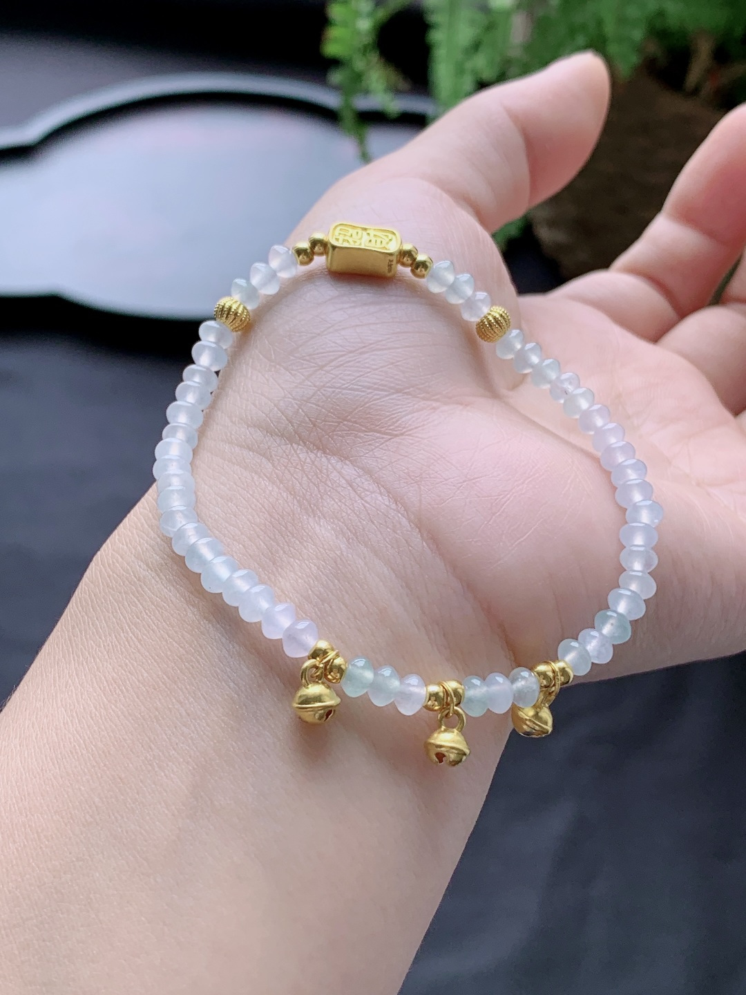 白冰手串算盘珠珠子手串,足金镶嵌,性比高,尺寸4.5-3mm,重量5.7克