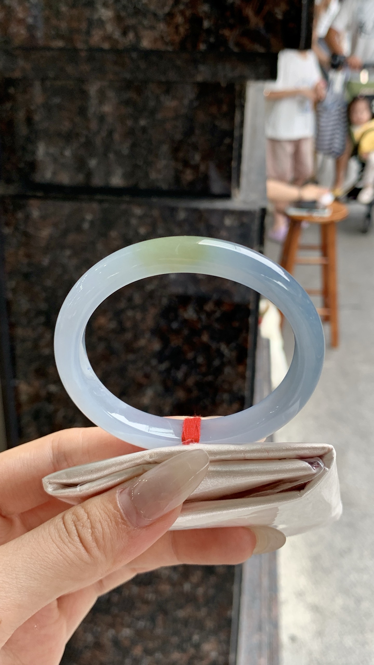 蓝紫底黄翡贵妃成品手镯,尺寸55-10.3-7.4