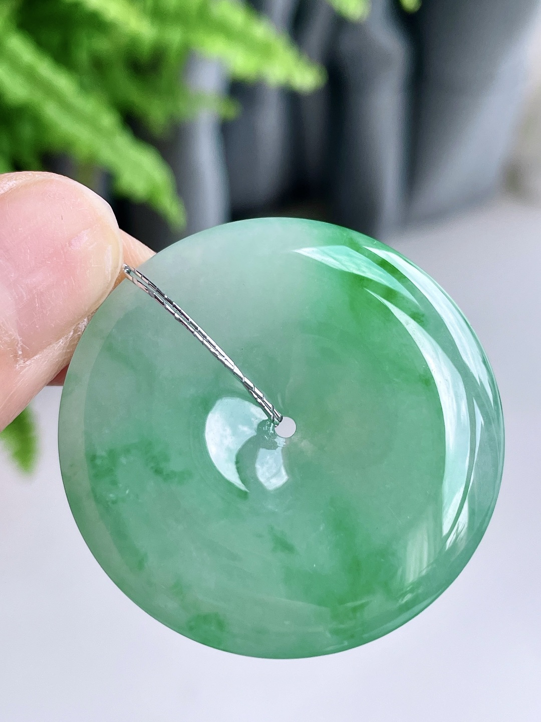 冰飘绿花平安扣大平安扣吊坠,缅料,无裂,性比高,厚装飘花,尺寸37.3-6,重量16.7克