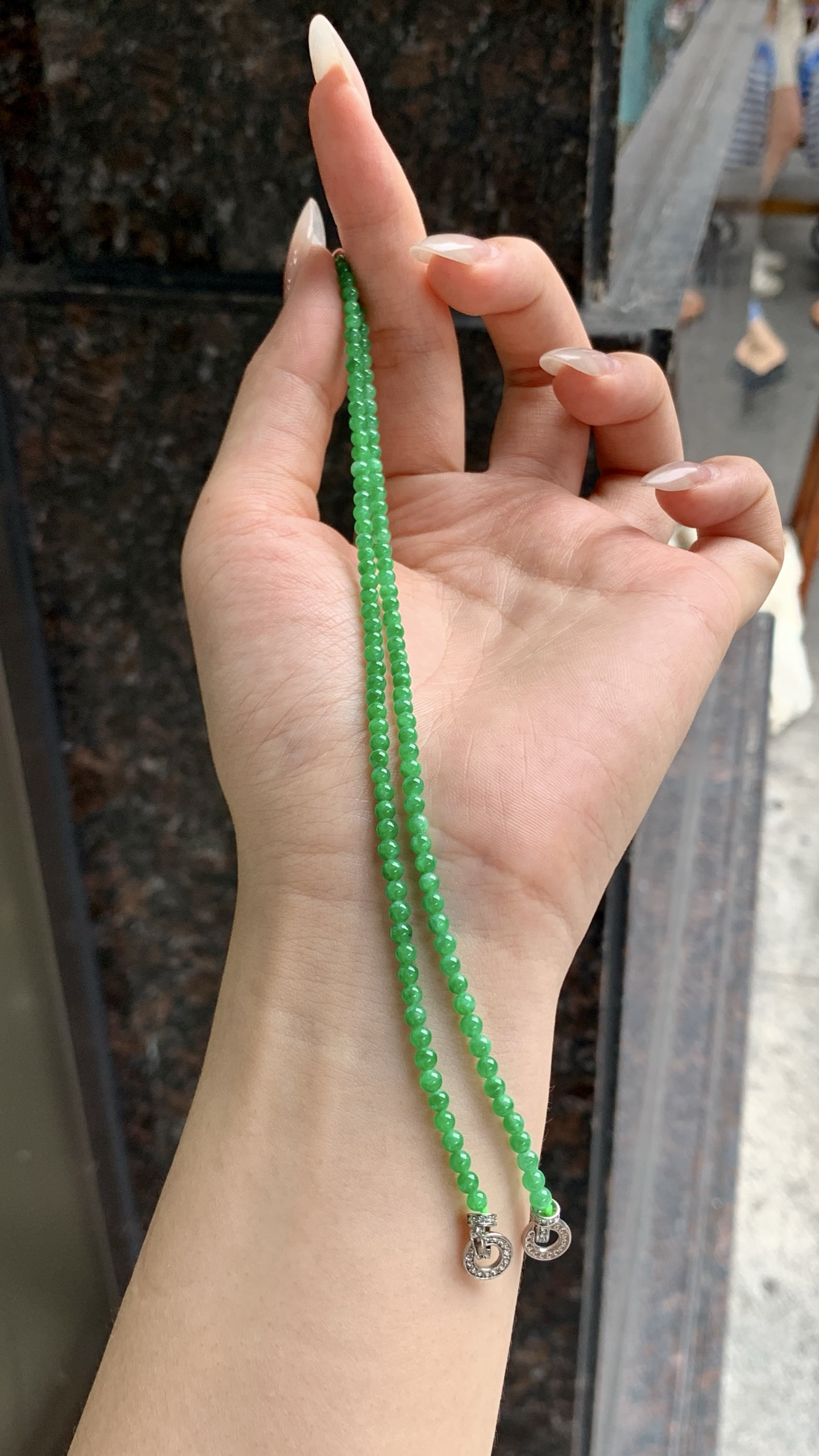 阳绿小米珠手串,卡3mm