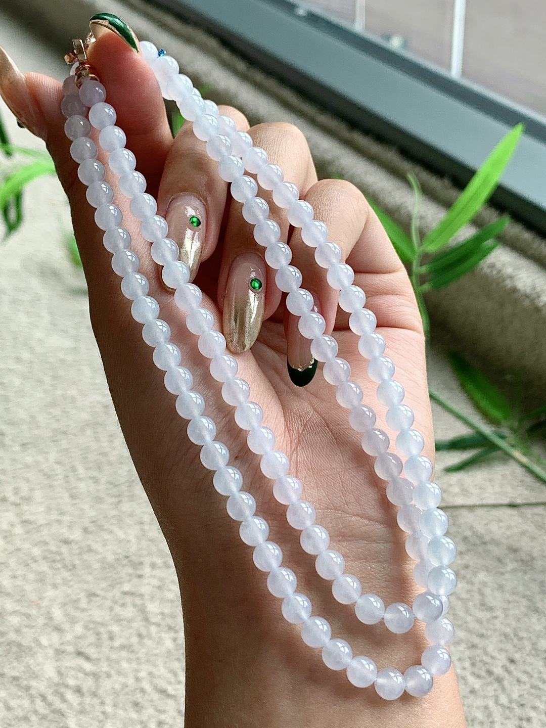 珠子冰白冰珠链圆珠子珠链,缅料 性比高,尺寸6mm，32cm,重量40.6克
