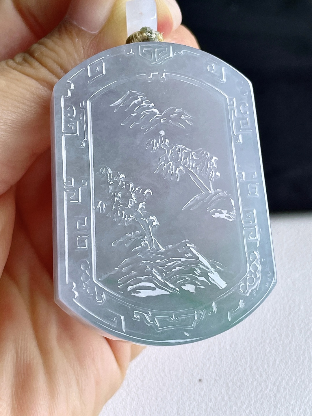 冰飘花山水牌大山水牌吊坠,说明:缅料 无裂 性比高,尺寸:53-37.7-11.3,重量:64.6克
