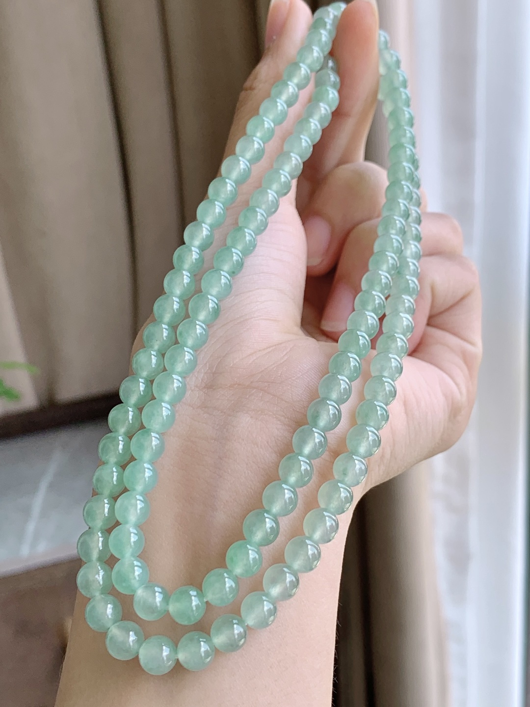 珠子冰晴水珠链圆珠子珠链,缅料性比高,尺寸5.7mm，33cm,重量42.6克