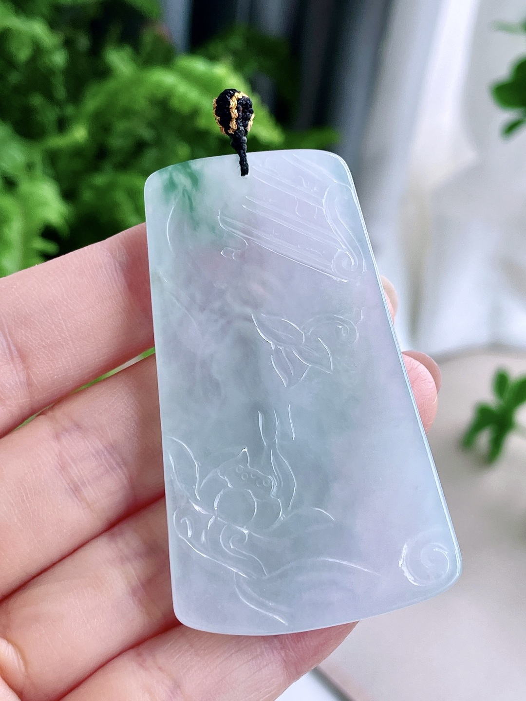糯冰飘花大势至菩萨持莲观音吊坠,缅料,无裂,性比高,尺寸63.5-36.4-5.2,重量27.4克