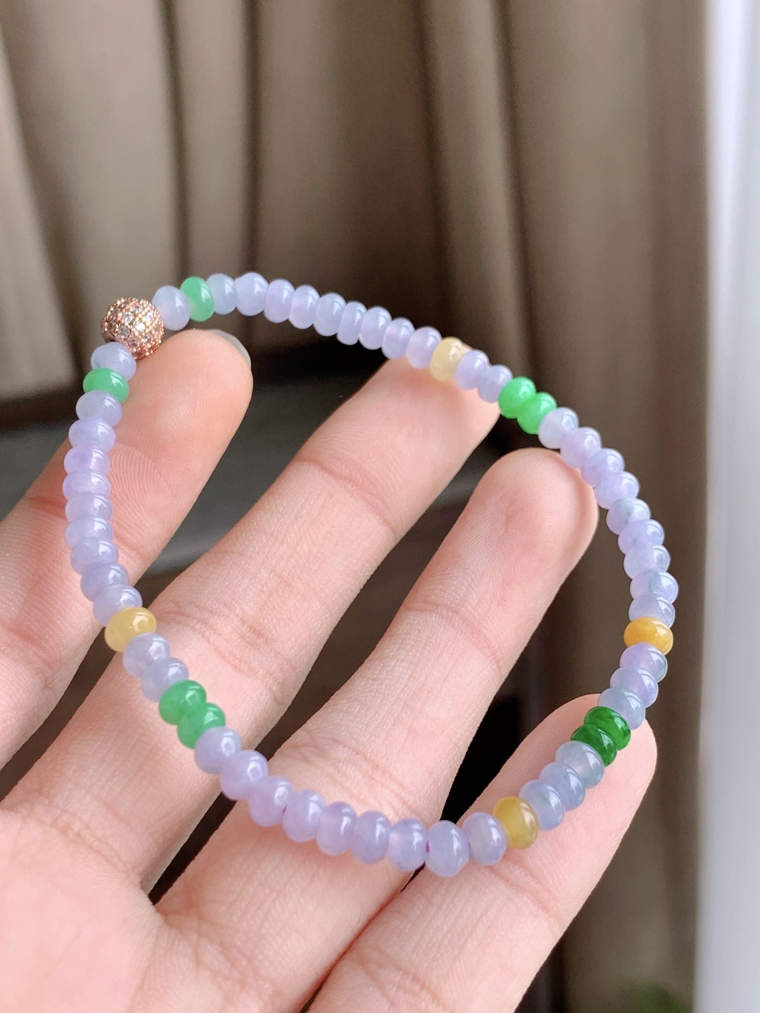 【珠子】冰多宝手串算盘珠子手串【说明】性比高【尺寸】4.4-2.8mm【重量】7.2克