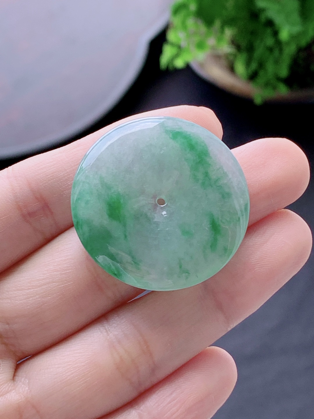 冰飘绿花平安扣怀古吊坠,缅料,性比高,飘花,飘绿,尺寸33.5-5.3,重量13克