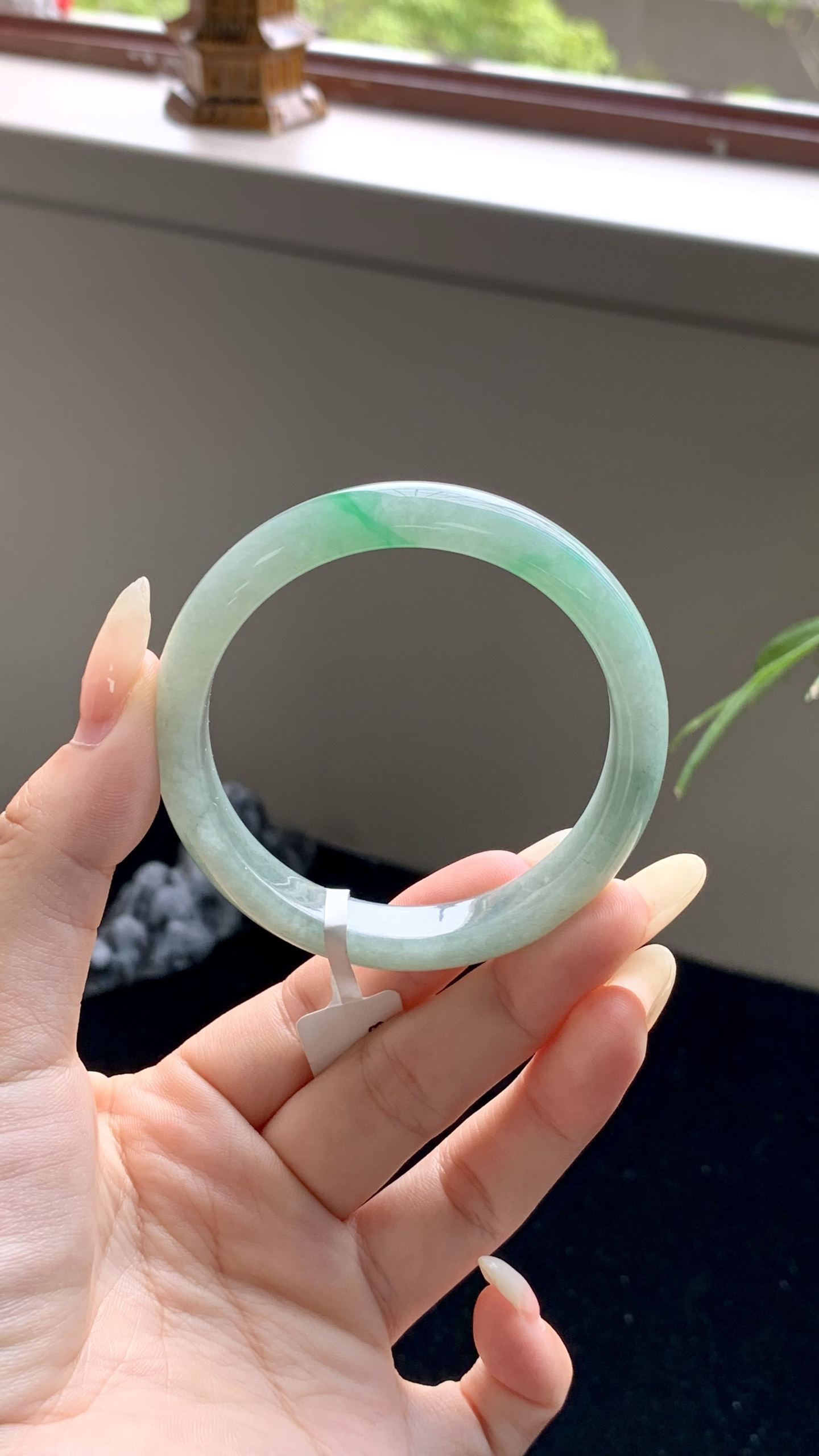 晴底飘绿正圈成品 HYC-1133 尺寸：53-11-7
