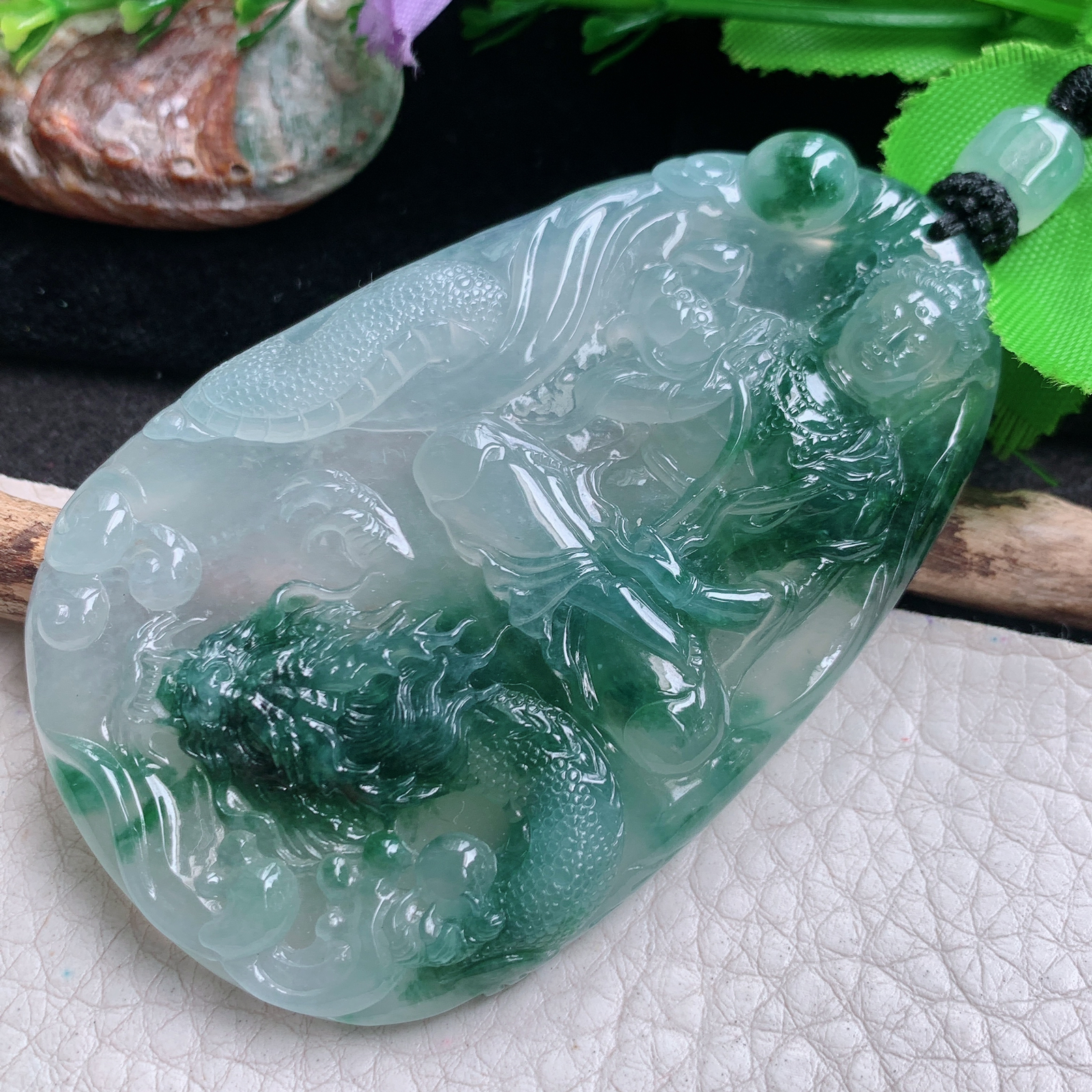 Yl实拍76.7*48.8*7.5缅甸翡翠a货冰种大势至菩萨吊坠御龙观音