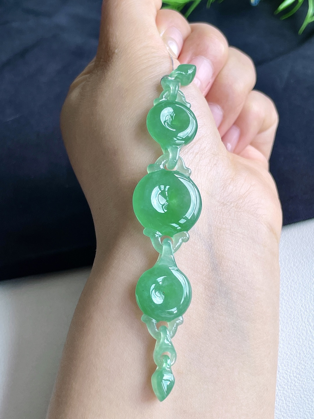 冰晴绿龙骨链平安扣手链,,性比高