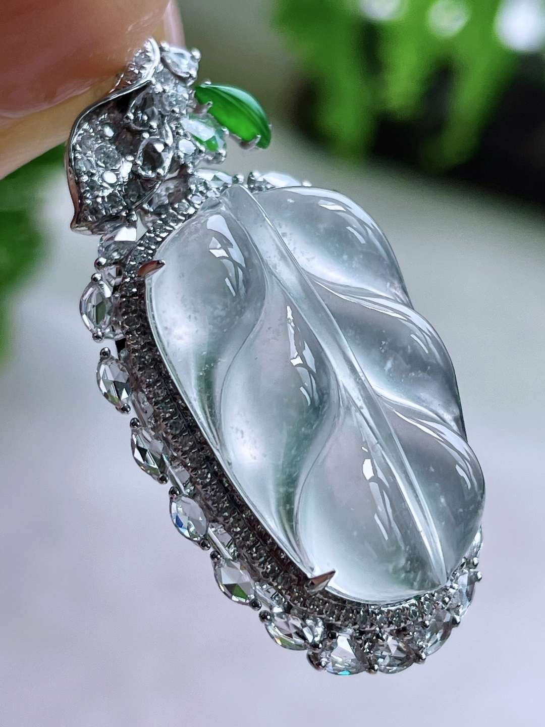 高冰雪花棉叶子树叶吊坠,18k金镶嵌,无裂,冰透起荧光