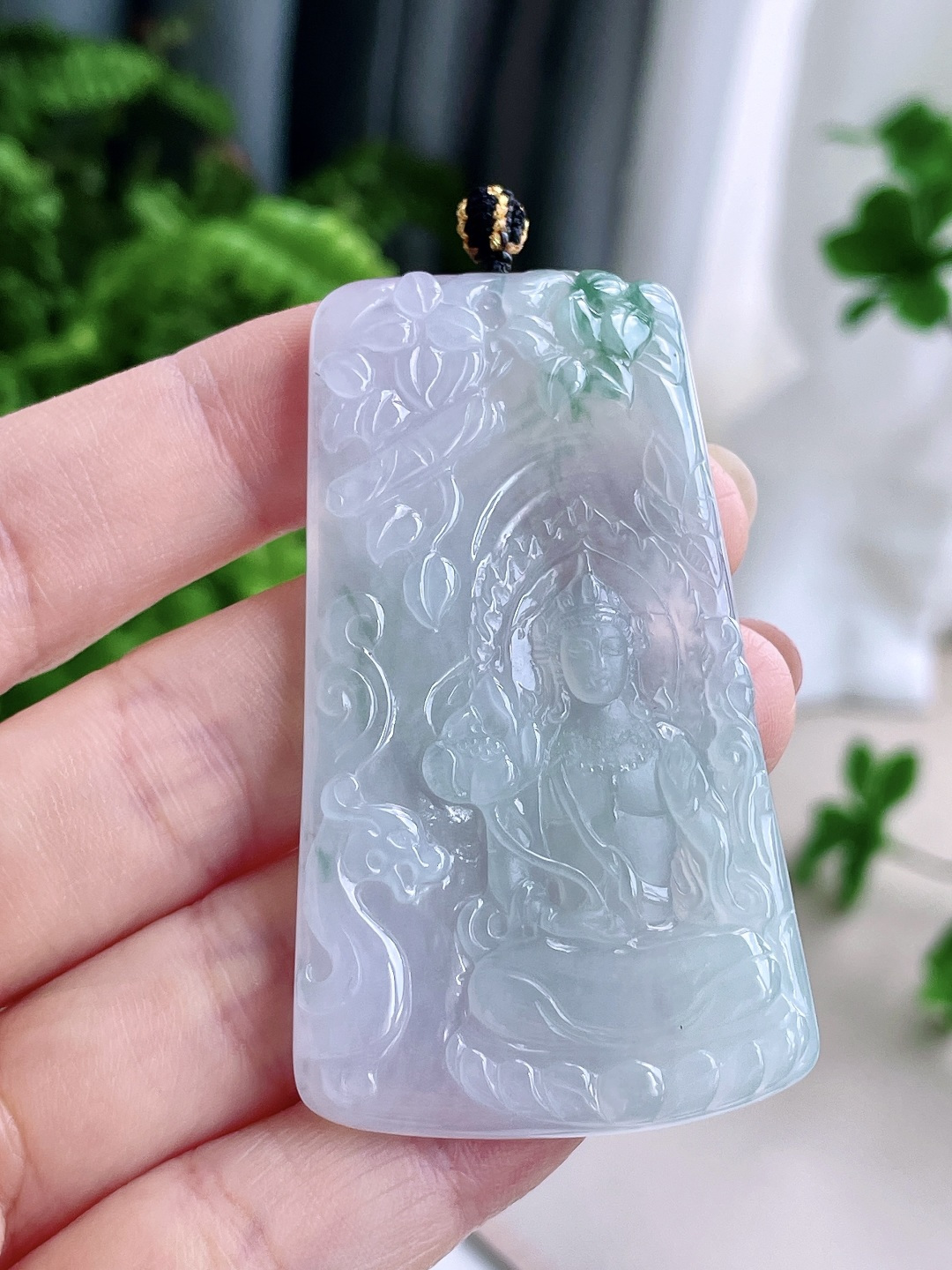 糯冰飘花大势至菩萨持莲观音吊坠,缅料,无裂,性比高,尺寸63.5-36.4-5.2,重量27.4克
