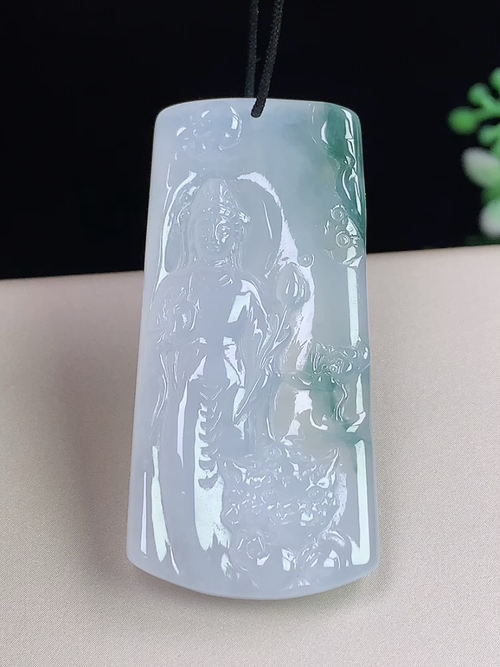 冰飘花文殊菩萨，自在观音，无裂，尺寸46-22.3-5.4mm，D28jxg
