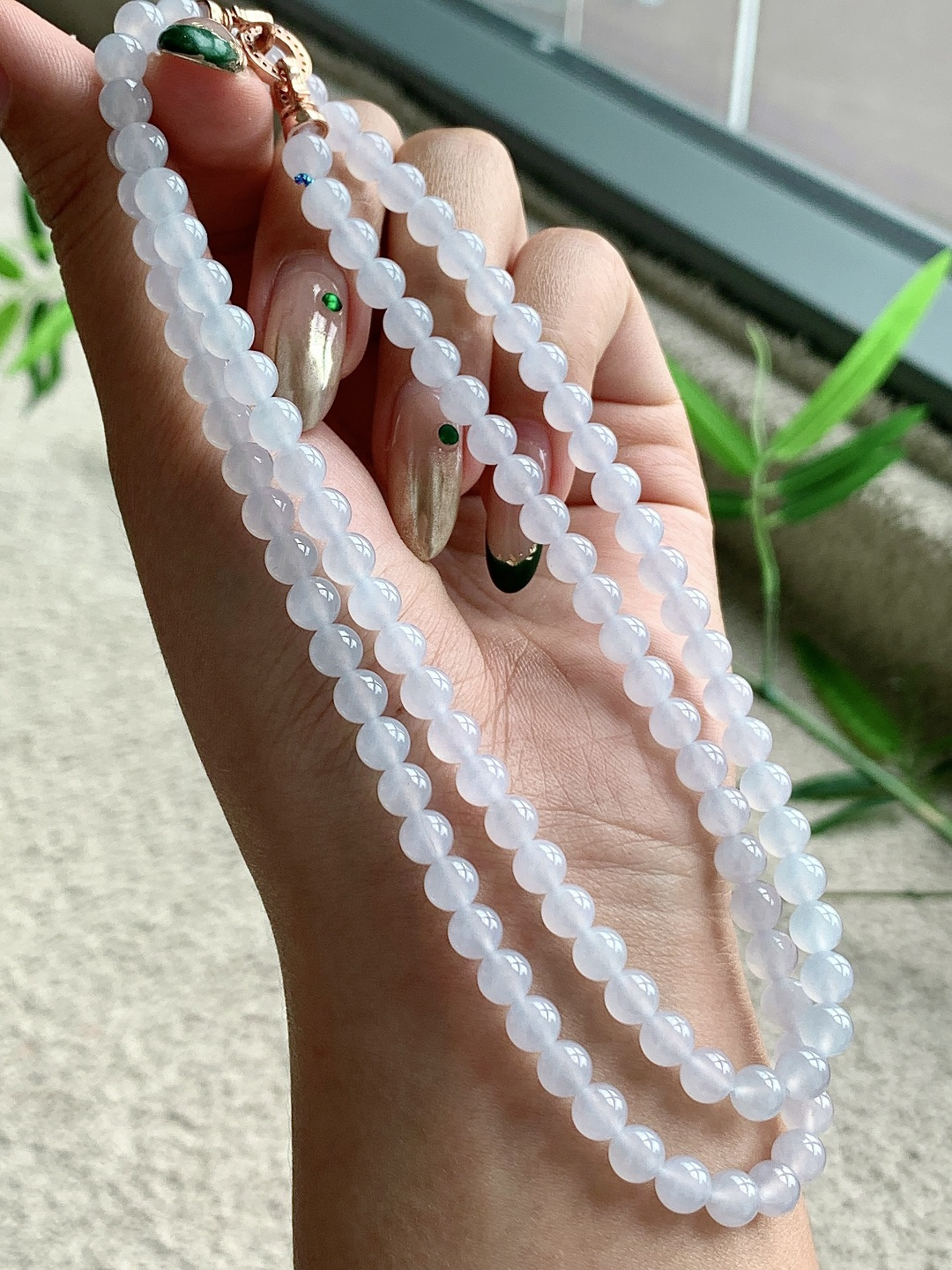 珠子冰白冰珠链圆珠子珠链,缅料 性比高,尺寸6mm，32cm,重量40.6克