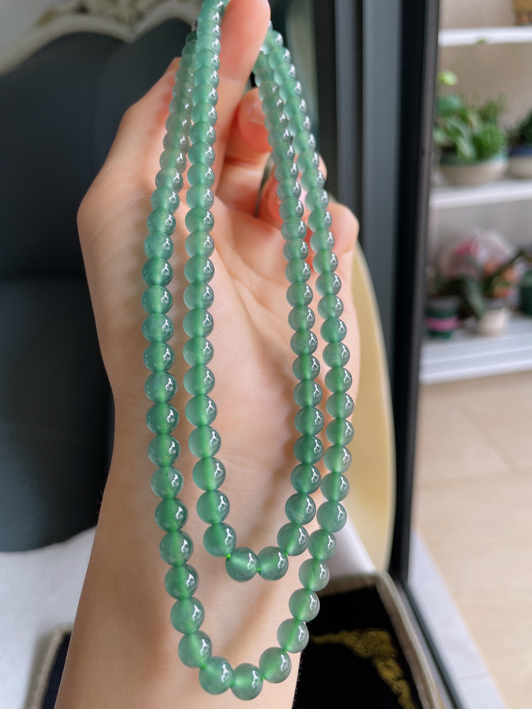️，天然翡翠A货，冰蓝水珠链，尺寸：6.5mm108颗。【编4338】