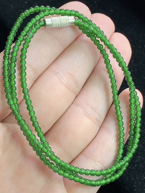满绿玉珠项链，尺寸2.3mm，D28xtg