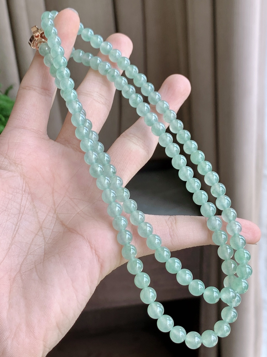 珠子冰晴水珠链圆珠子珠链,缅料性比高,尺寸5.7mm，33cm,重量42.6克