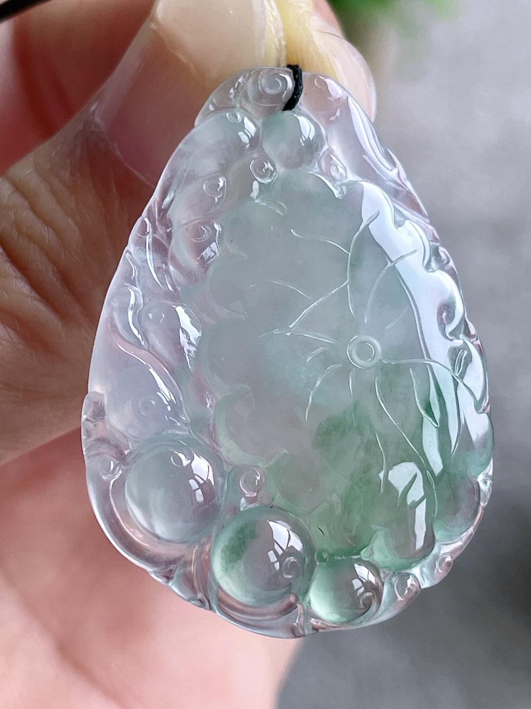 冰飘花荷叶金鱼年年有余吊坠,性比高