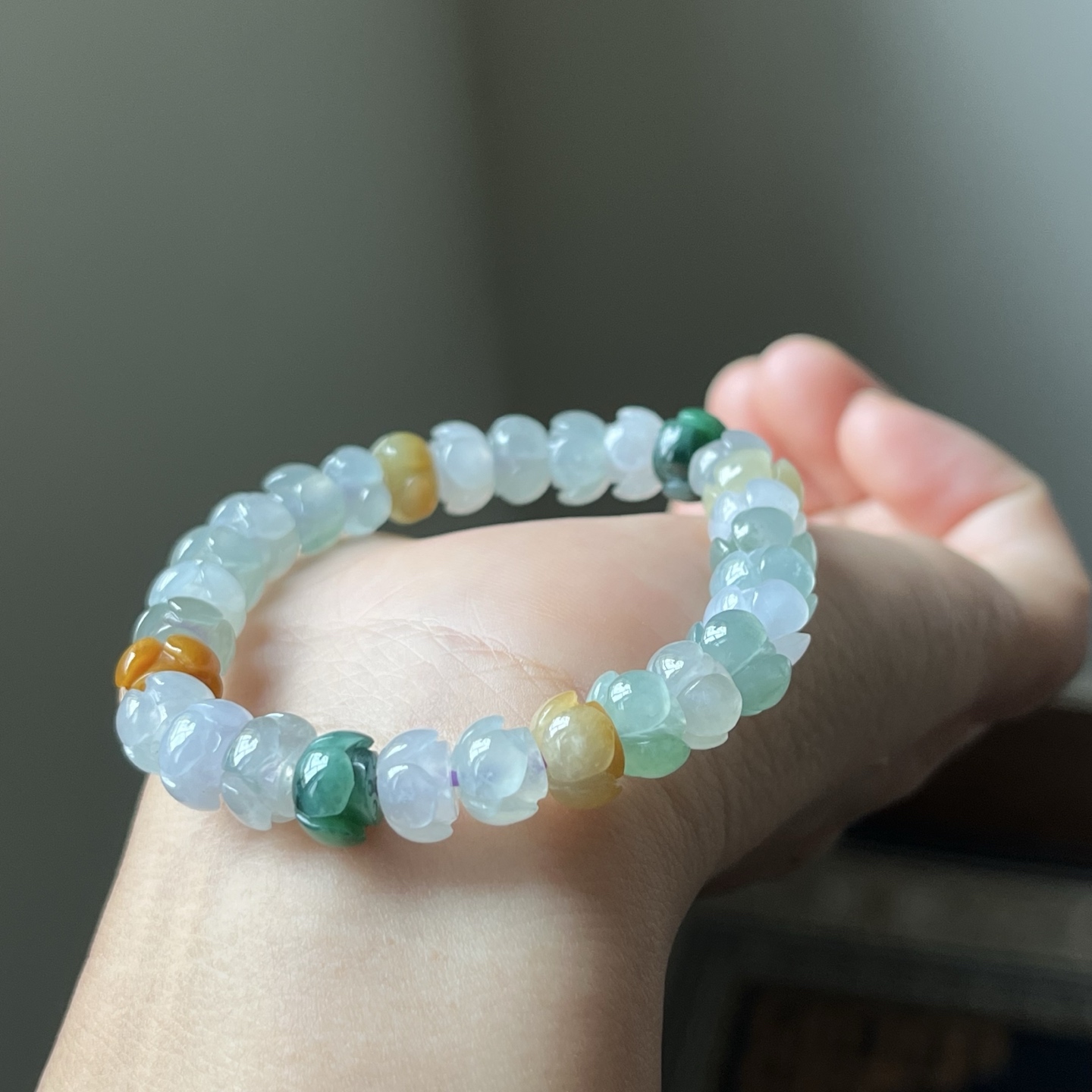 3号，冰三彩莲蓬珠手链，种水好，颗颗精挑细选，尺寸9.7×5.7，超值