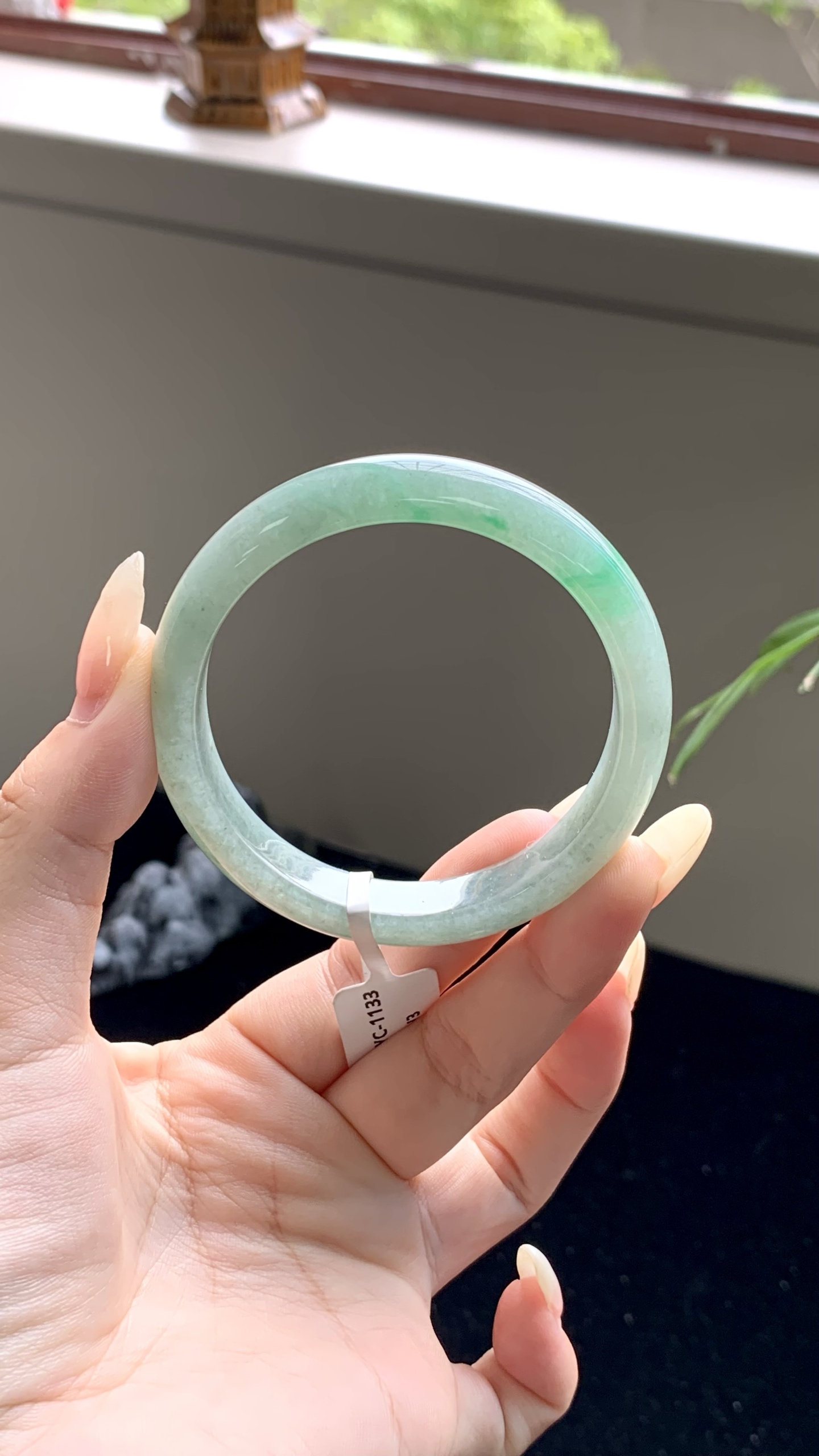 晴底飘绿正圈成品 HYC-1133 尺寸：53-11-7