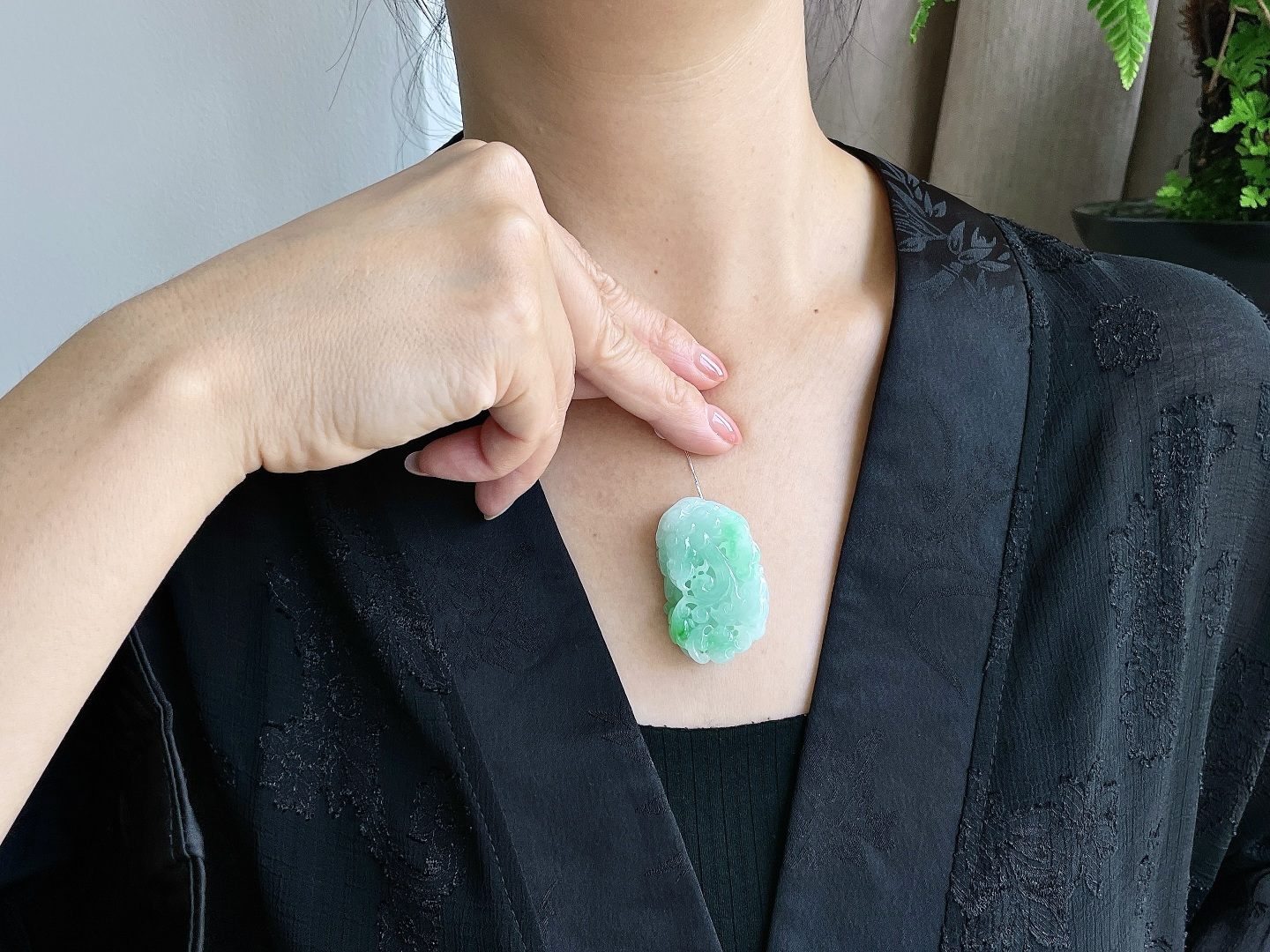 冰飘绿貔貅吊坠,性比高 超厚
