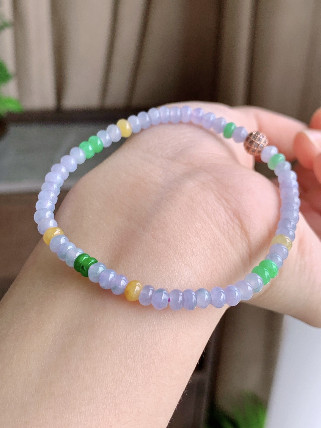 【珠子】冰多宝手串算盘珠子手串【说明】性比高【尺寸】4.4-2.8mm【重量】7.2克