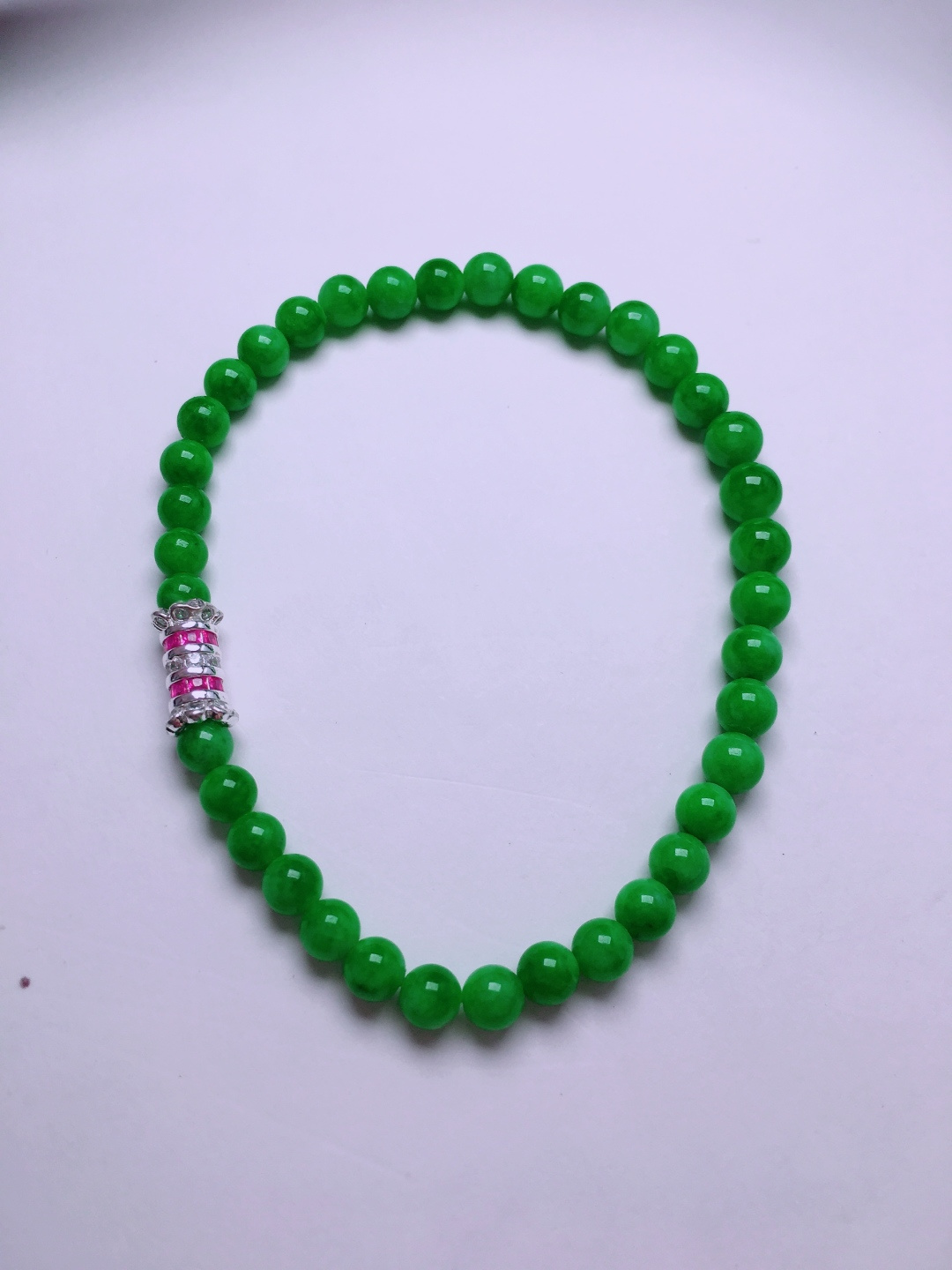高冰绿珠子手串，晶莹剔透，新颖时尚，品相，4.7-5.1