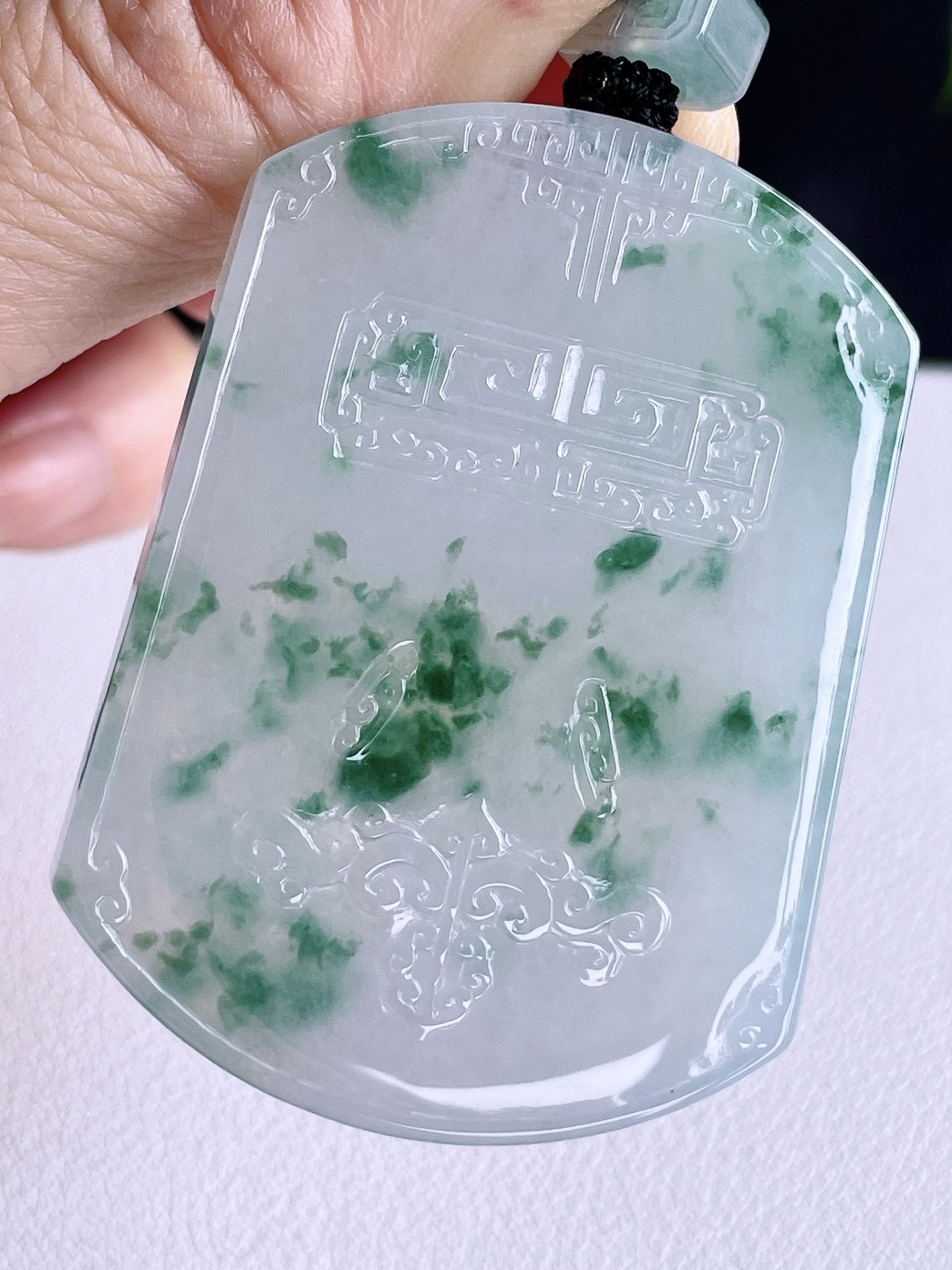 冰飘花大仿古牌吊坠，无裂，性比高，尺寸53.7-39.6-5，重量34.5克