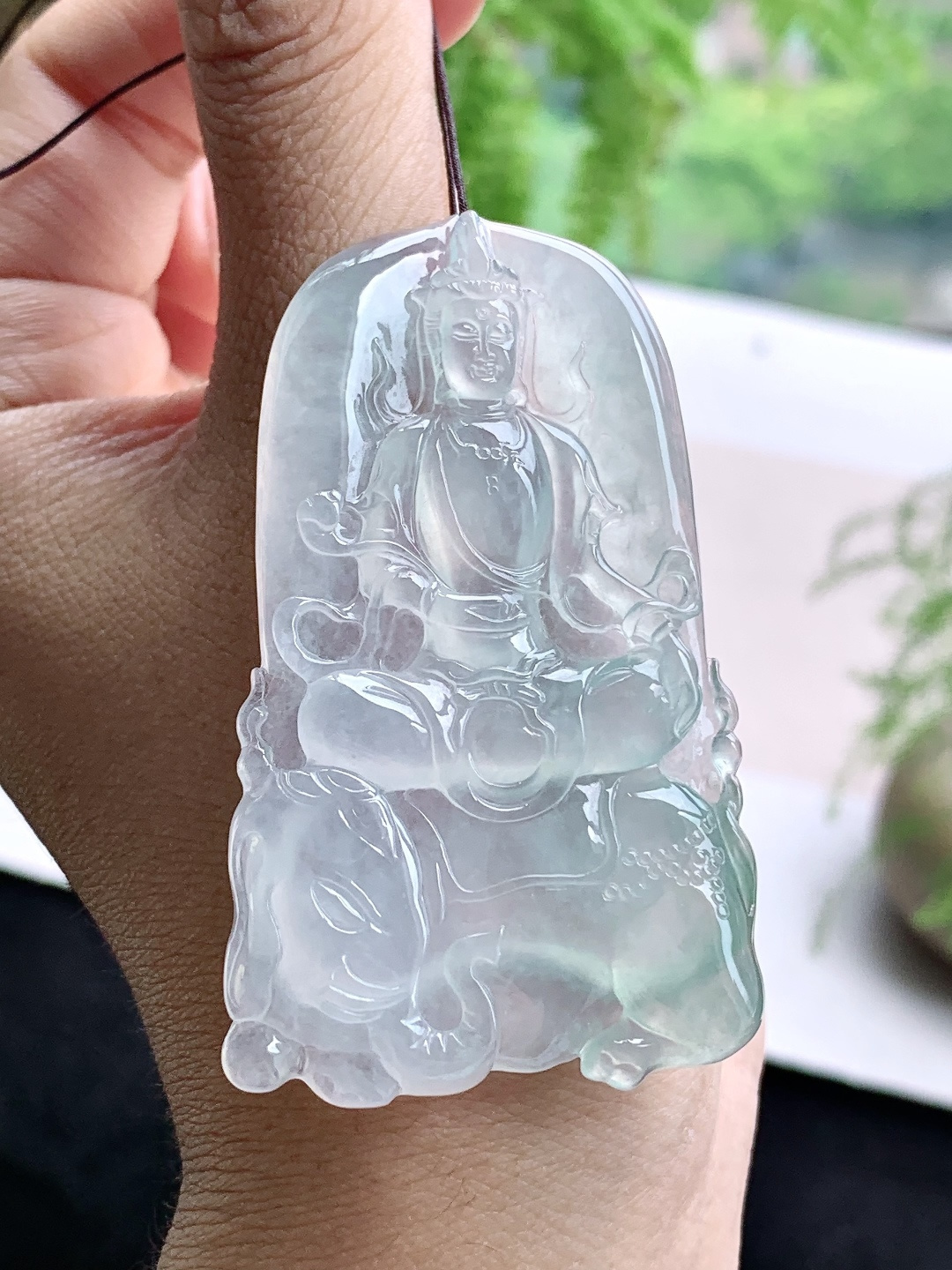 ️冰种普贤菩萨牌吊坠,说明性比高,尺寸61.7-36.4-5.8,重量28克