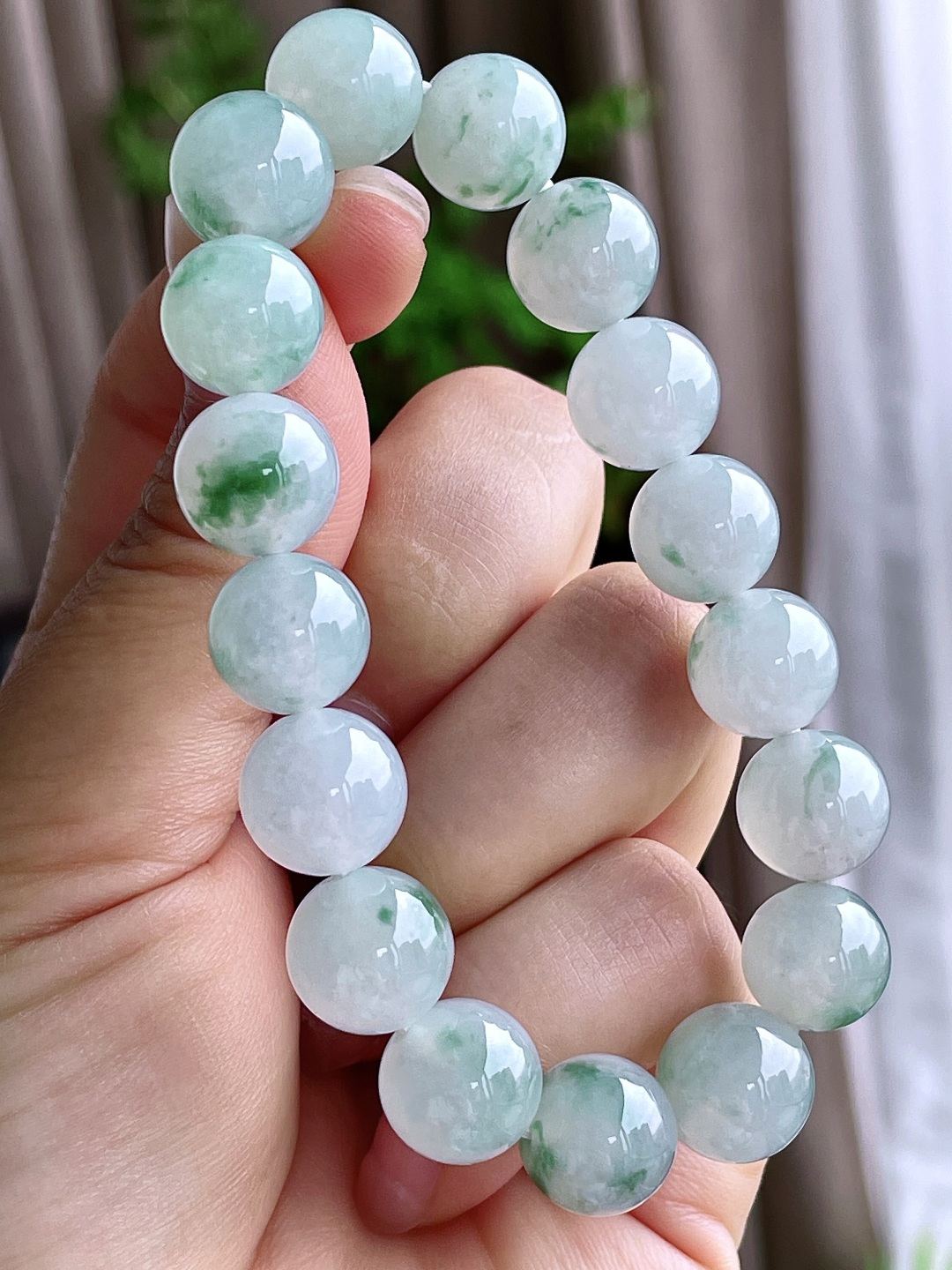 珠子冰飘花手串圆珠珠子手串,性比高,尺寸12mm,重量53.7克
