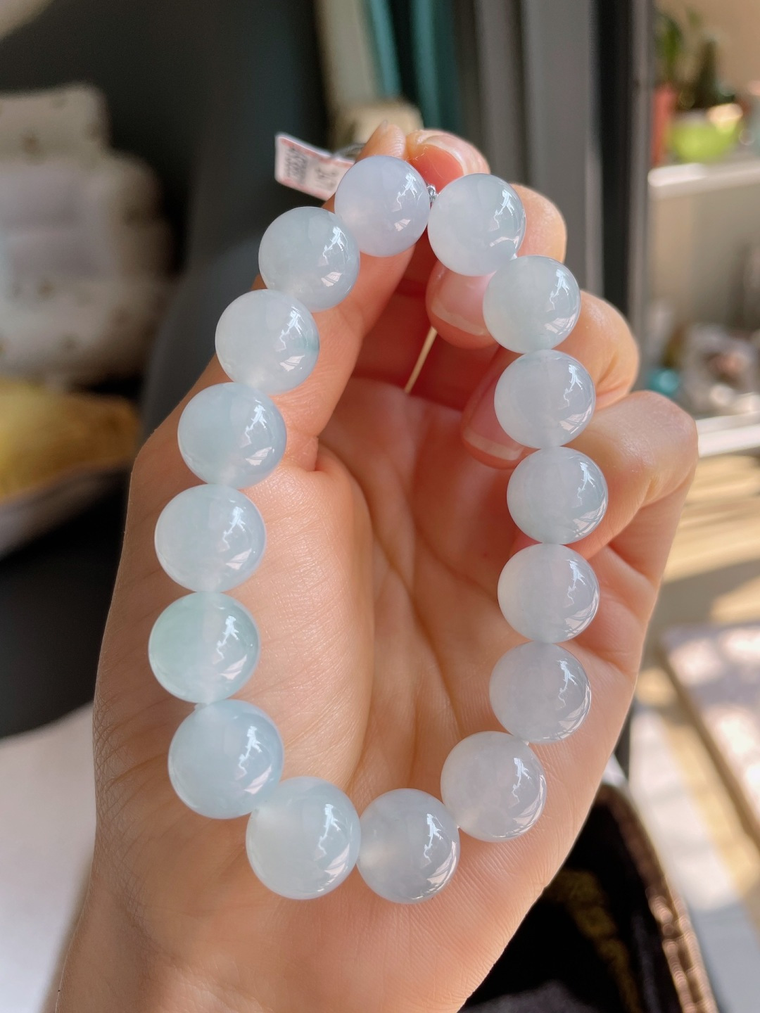 ️，缅甸天然翡翠A货，冰飘花手串，尺寸：12.2mm。-2471