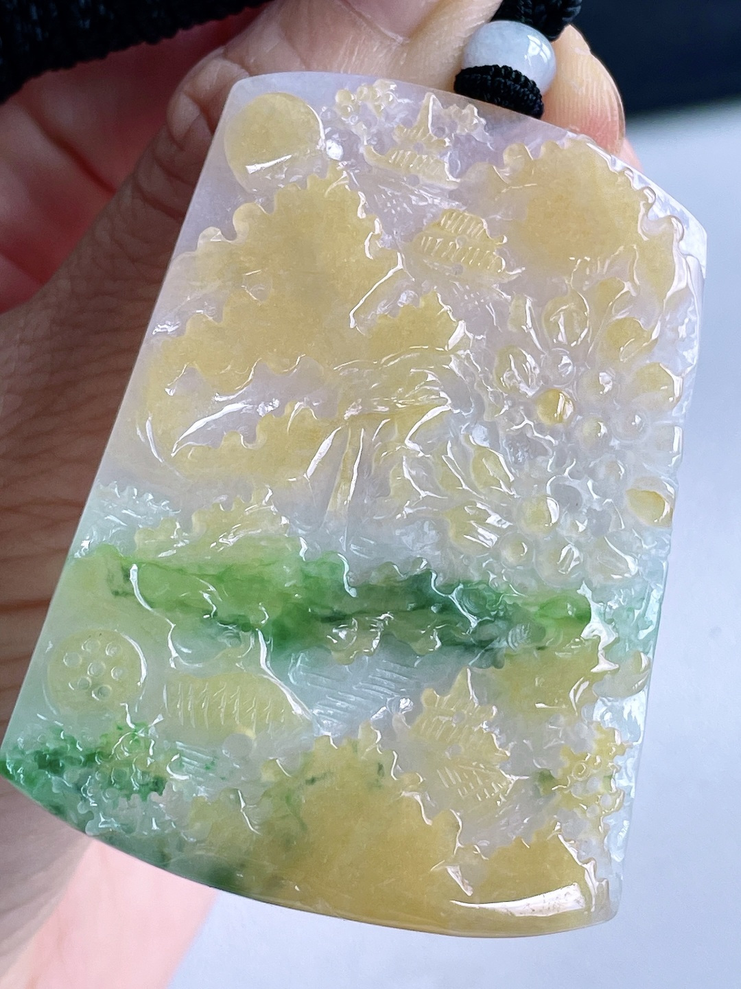 冰黄加绿山水牌大山水牌吊坠,缅料,无裂,性比高,尺寸61.6-45.4-6,重量45.5克