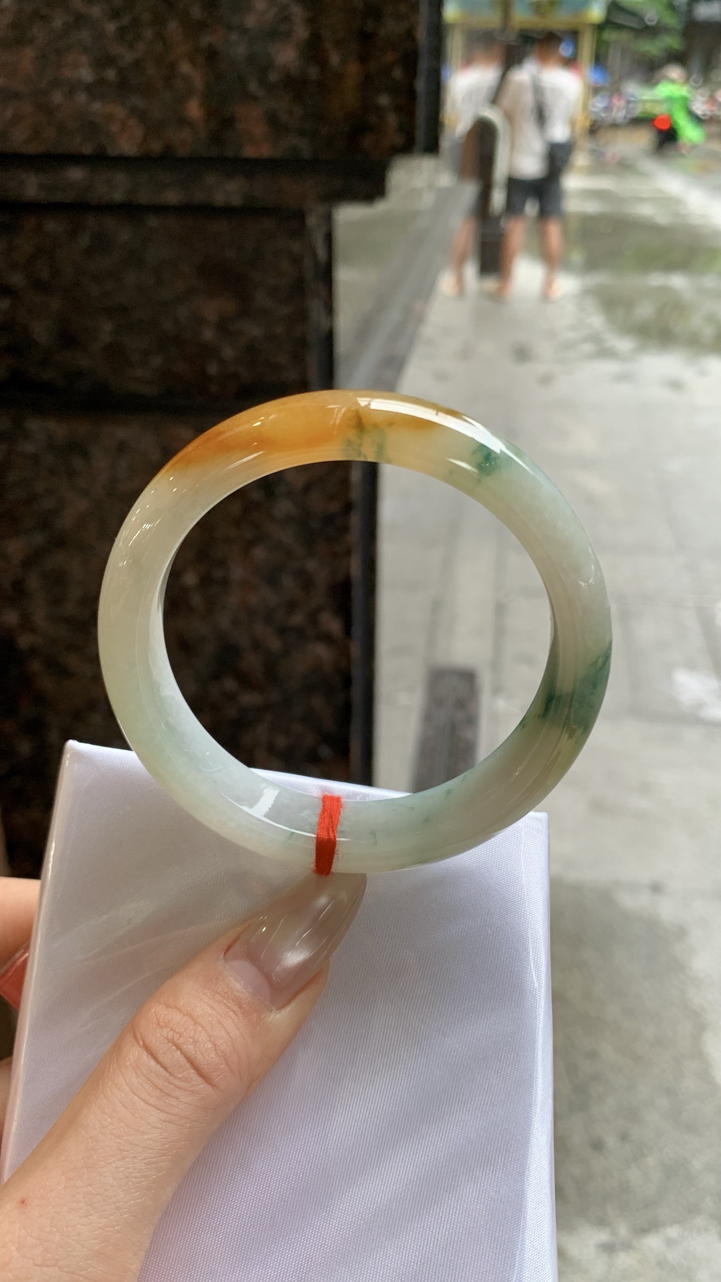 黄翡飘花成品手镯,尺寸56.1-12.9-7.9