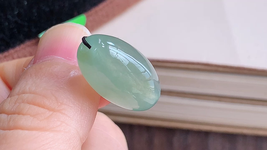 ️ 路路通，无裂，尺寸20.5-12.1-10.8mm，包A附证书