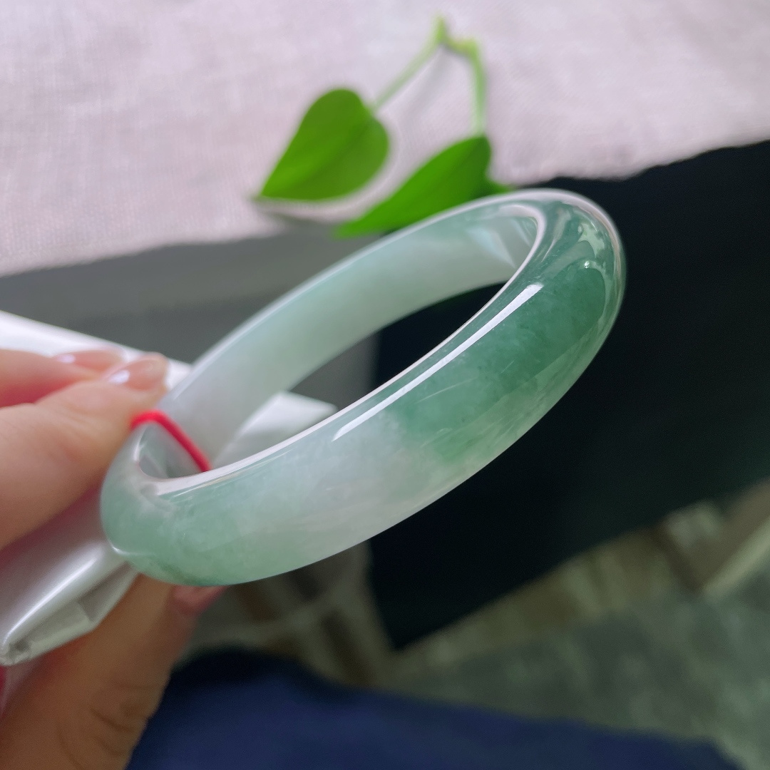 油青正圈，半山水有相逢，冰润细腻，沉稳贵气，无裂，ss57862a