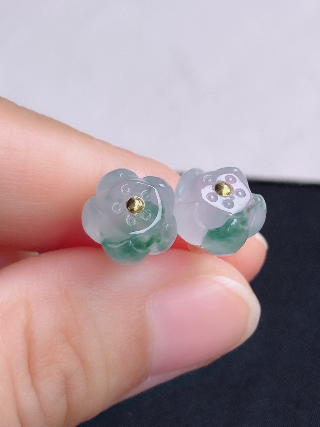 冰飘花莲花耳钉，简约时尚，尺寸10/8/自然光实拍