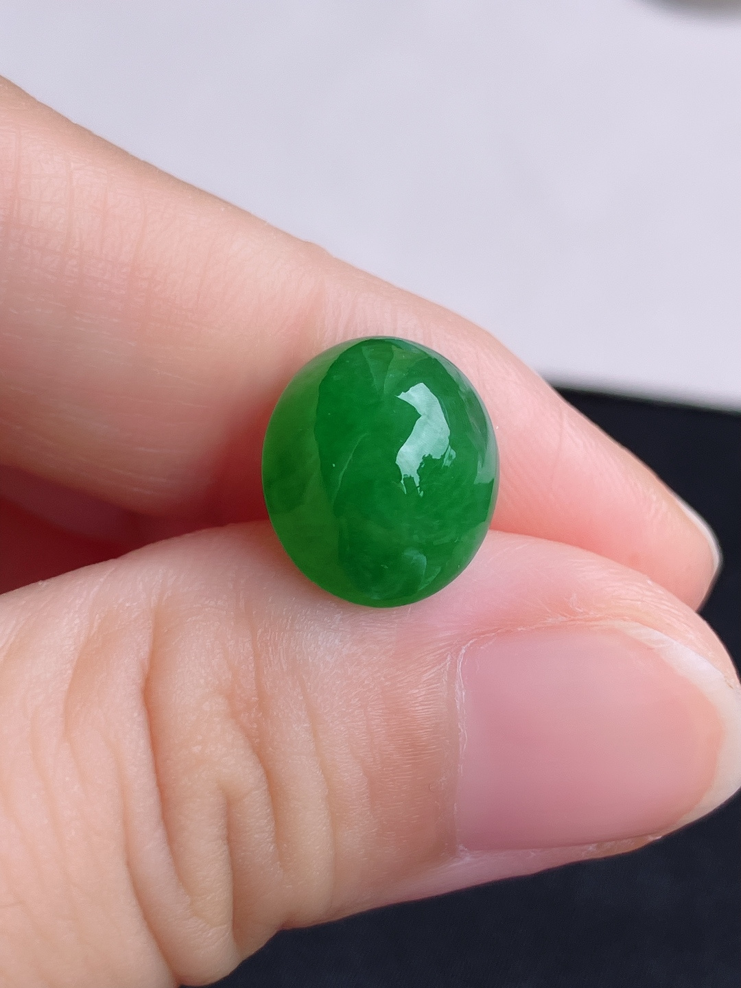翠绿大蛋面，饱满大气，尺寸12.8/11/7.6/自然光实拍