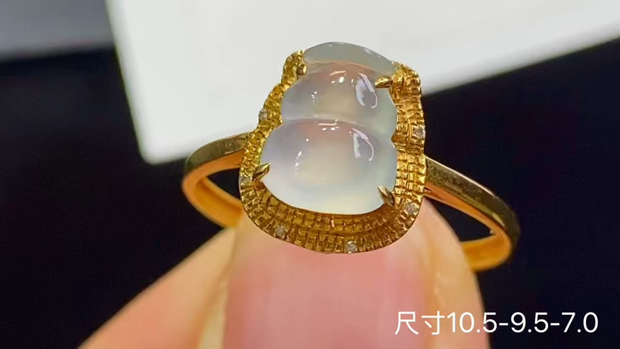 ️18k金+钻玻璃种葫芦戒指，无裂，10.5-9.5-7.0