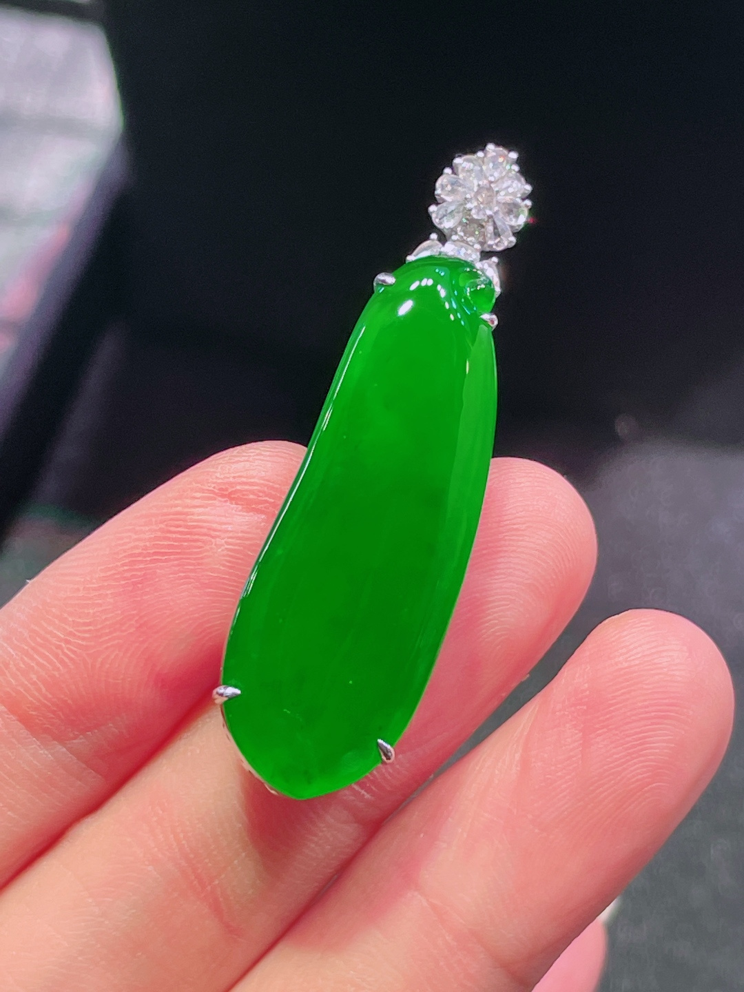 ️高冰绿福瓜吊坠，晶莹剔透，新颖时尚，品相，37-13-2