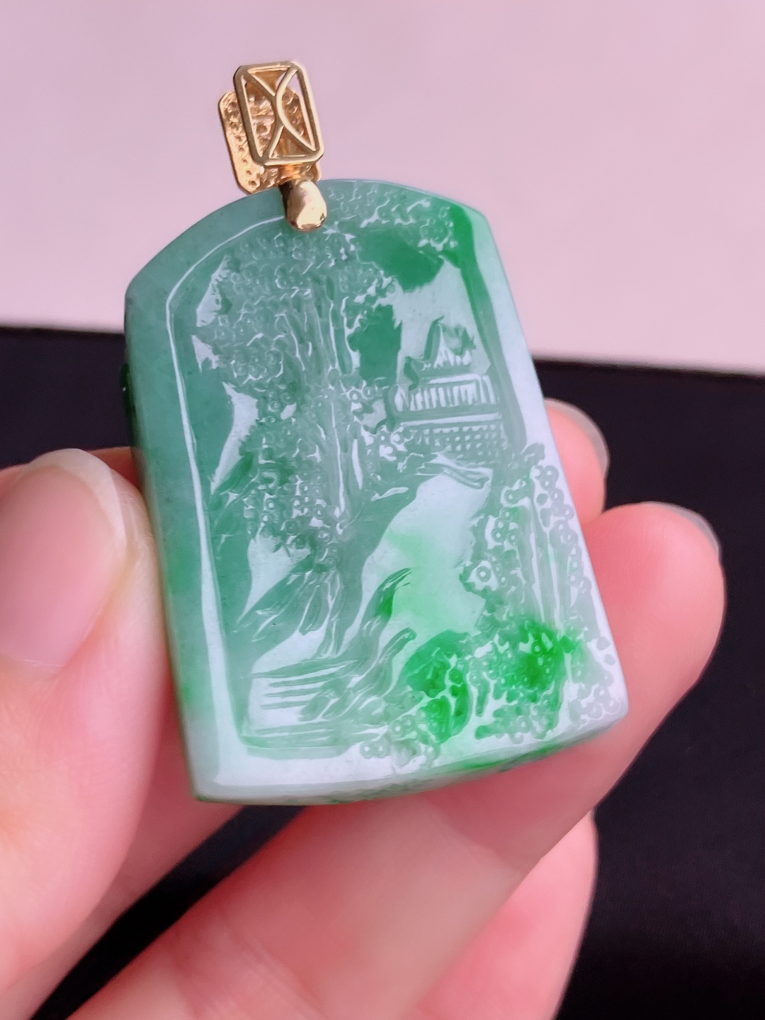 阳绿山水牌，意境美，尺寸51/40.8/28.8/8.8/自然光实拍