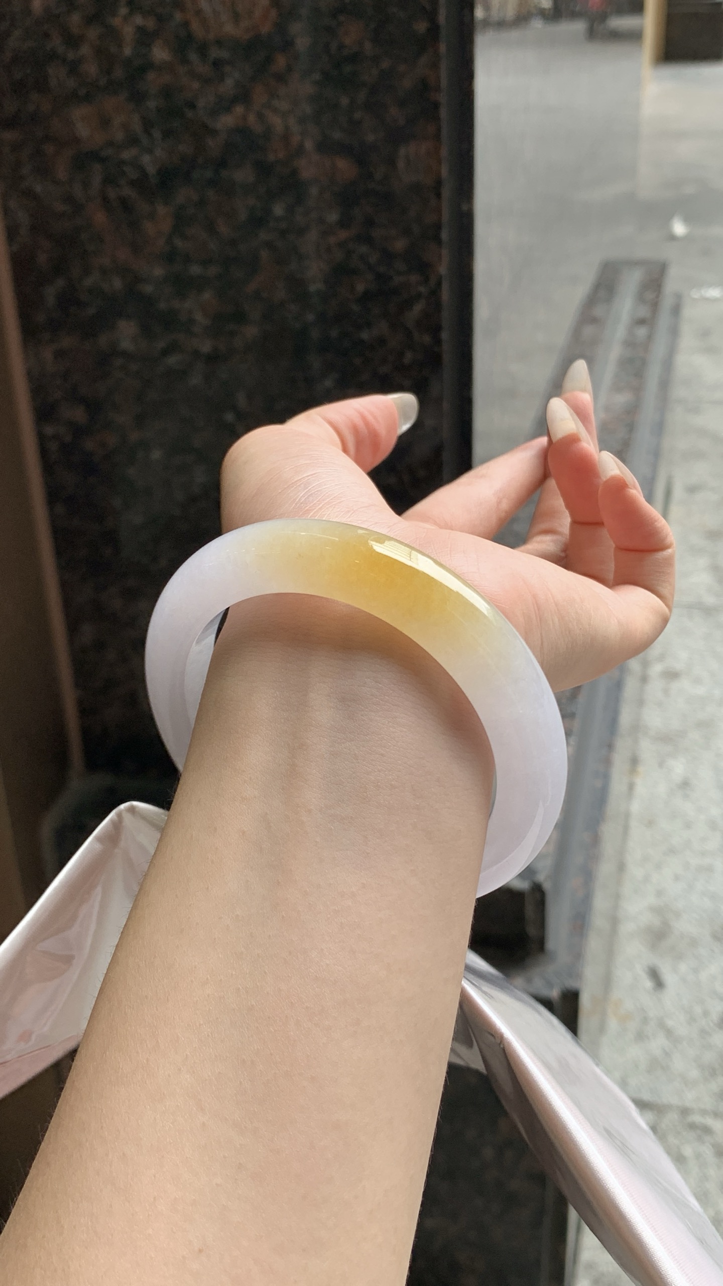 黄翡成品手镯，尺寸61.9-11.6-10.7