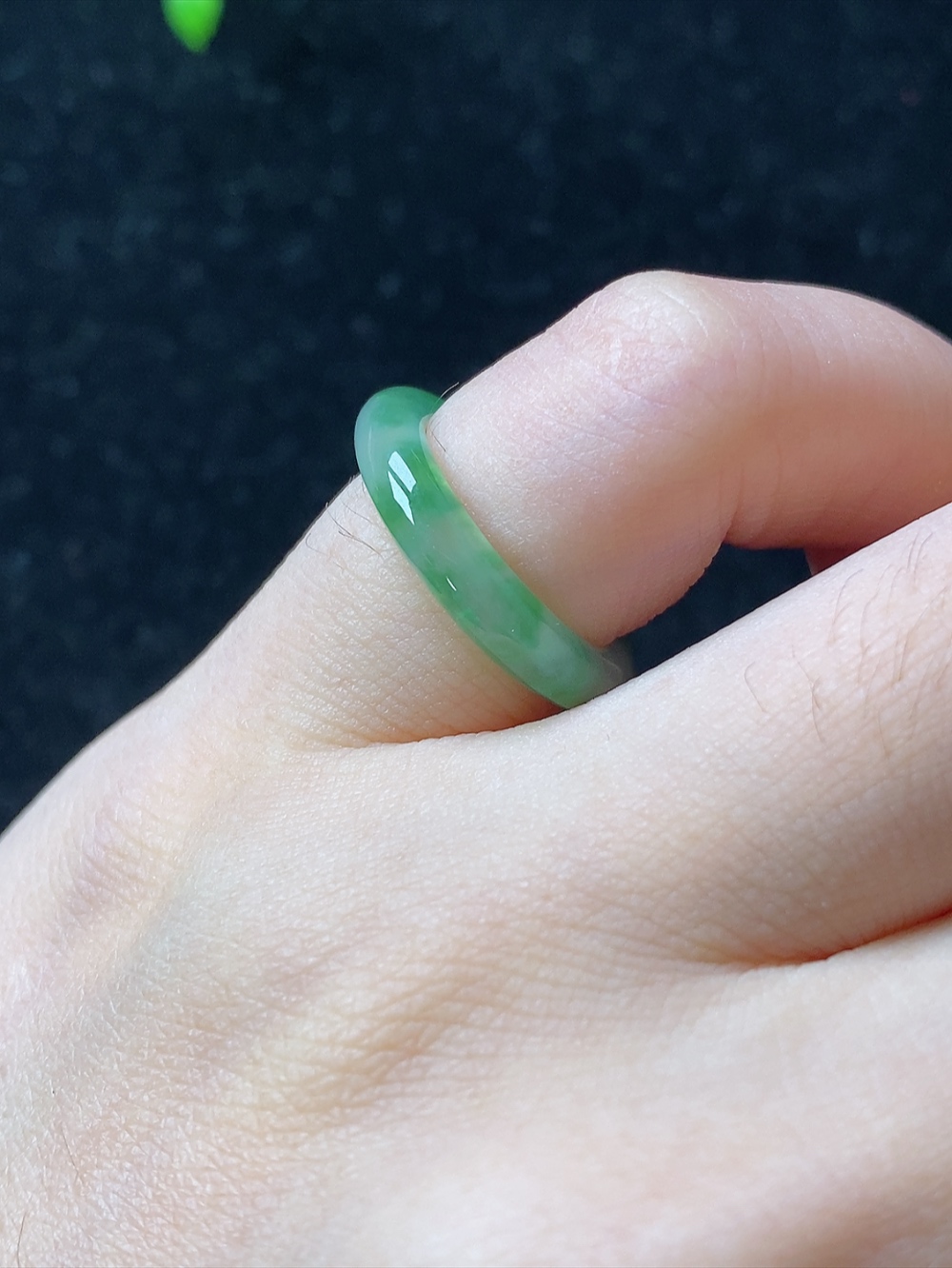 冰飘绿戒指，无裂，内径尺寸14.1-3.4-2.8mm,6号手寸，829yttf
