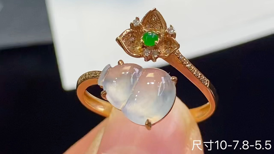 ️18k金+钻玻璃种葫芦戒指，无裂，10-7.8-5.5