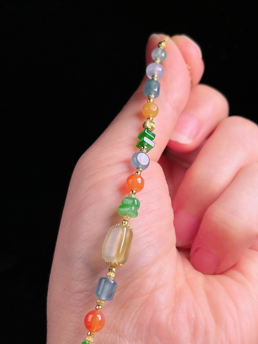 多彩手链，18k镶嵌，老种起光，细底通透，尺寸：5.7mm0828