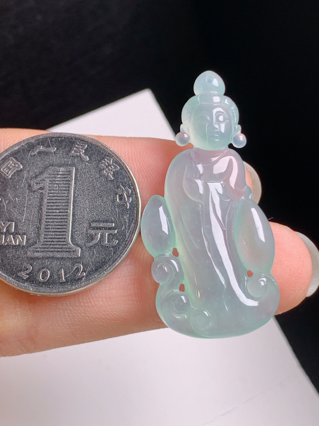 冰晴站观音，种老水足，姿态温婉，吉祥顺遂