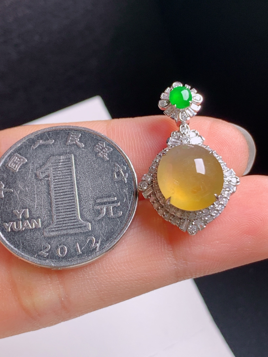 冰黄翡旦面吊坠，金黄明媚，胶感满满，富贵盈门